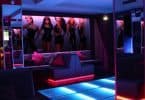 petite bannière du pussy cat strip club